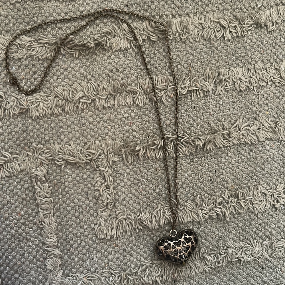 Heart Necklace - Picture 2 of 2